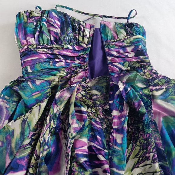 Stepping Out Dress. - Picture 9 of 11